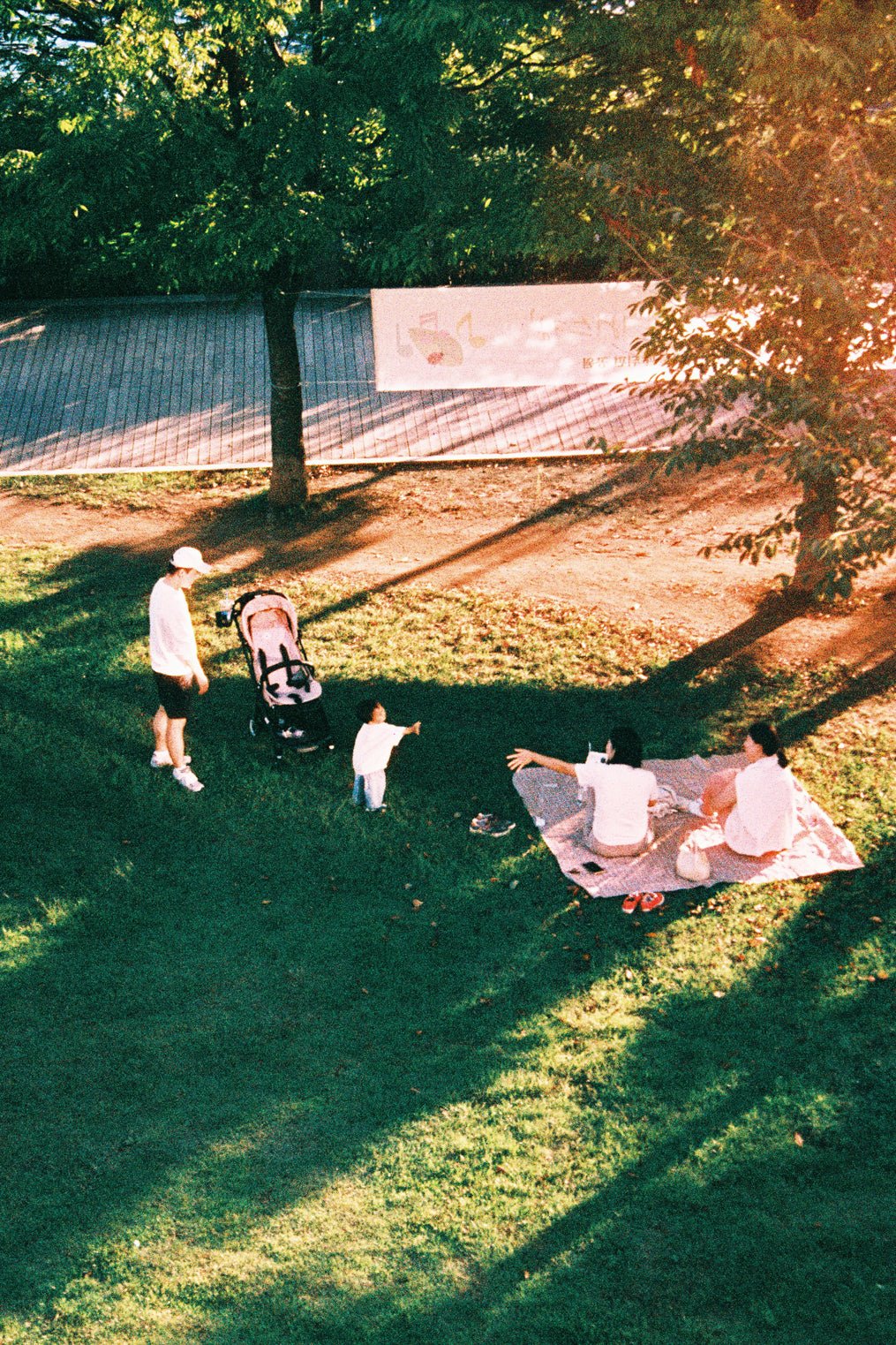 korean art, Picnic - DOKHBI ARTWORKS Photography SeongHa LEE ARTWORKS dokkaebi dokebi k - art Picnic DOKHBI